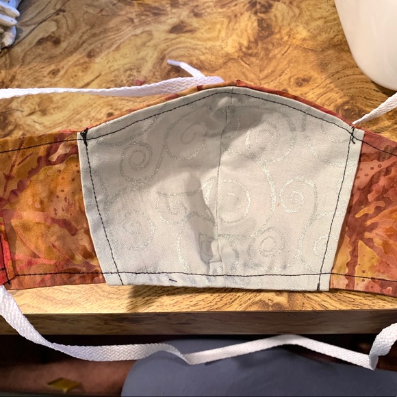 Fitted Olson Style Face Mask w/Filter Pocket - Picture 4 of 8